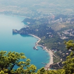 Власти Севастополя планируют уже в мае начать выплачивать через банки зарплаты и пенсии